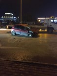 Hafif Ticari Araçla Çarpışan Otomobil Takla Attı Açıklaması 1 Yaralı
