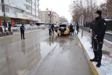 Van'da İl Emniyet Müdürlüğünden 'Türkiye Güven Huzur Uygulaması'