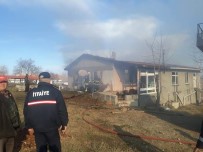 KARBONMONOKSİT - Altıntaş Belediyesi'nden Baca Temizliği Uyarısı