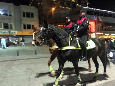 Atlı Birlikler Taksim Meydanı'nda