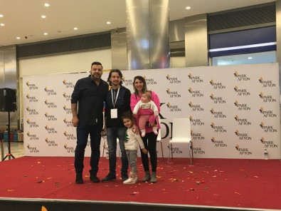 Hakan KA İle 1 Dakikada Kazan Yarışmaları Park Afyon'da Hediyeler Dağıttı