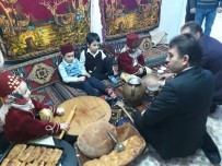 NURULLAH KAYA - Şuhutlu Minik Öğrenciler Yörenin Lezzetlerini Tanıttı