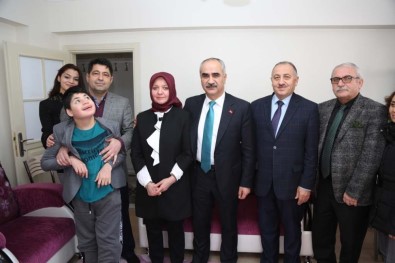 Başkan Aydın, Engelli Aileleri Ziyaret Etti
