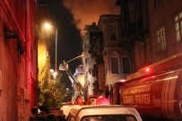 Beyoğlu'nda Evler Alev Alev Yandı, 3 Kişi Etkilendi