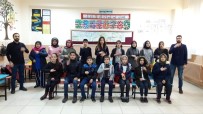DÜNYA ENGELLILER GÜNÜ - Bingöl'de Öğretmen Ve Öğrencilerin Çalışması Duygulandırdı