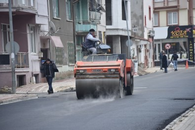 Bozüyük'te Cadde Ve Sokaklar Birer Birer Asfaltlanıyor