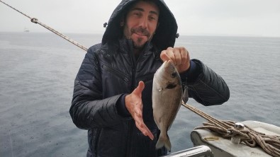 Çeşme'de Balık Avı Turizmi Yüzleri Güldürüyor