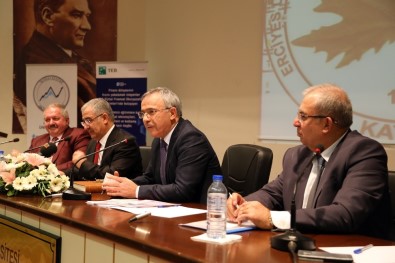 KAYSO Meclis Başkanı Özkaya, ERÜ'de Finans Zirvesine Katıldı