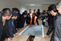 RAYLI SİSTEM - Mühendis Adayları Raylı Sistem Projesini İnceledi