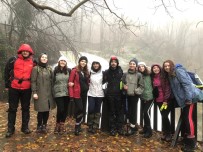 YAĞMURLU - Üniversite Öğrencilerden Erikli Yaylası'nda Doğa Temizliği