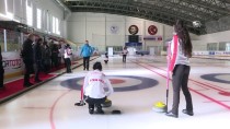 STRATEJİ OYUNU - Öğrencilerin Yeni Gözdesi 'Floor Curling' Olacak