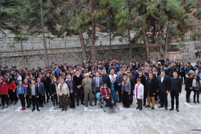 Sena Nur'a Akülü Araç