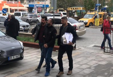 Ticari Takside 300 Bin Lira Değerinde Kristal Uyuşturucu Ele Geçirildi