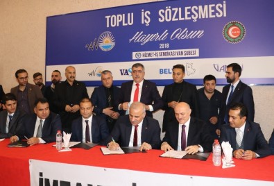 Van'da Toplu İş Sözleşmesi İmza Töreni