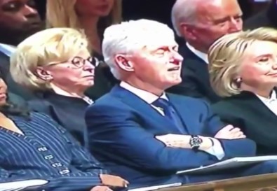 Clinton Ve Biden'ın Uyuması Twitter'da Olay Oldu