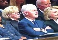BİLL CLİNTON - Clinton Ve Biden'ın Uyuması Twitter'da Olay Oldu