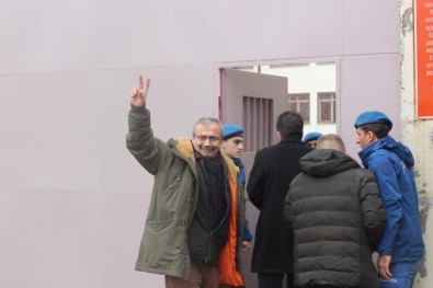 Hapis Cezası Onanan Sırrı Süreyya Önder Açıklaması