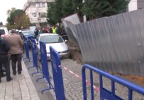 TOPRAK KAYMASI - İstanbul'da Yol Çöktü, Otomobil Askıda Kaldı