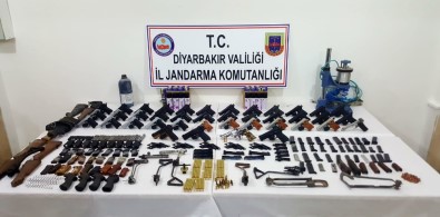 Jandarmadan Silah Kaçakçılarına Darbe Açıklaması 5 Gözaltı