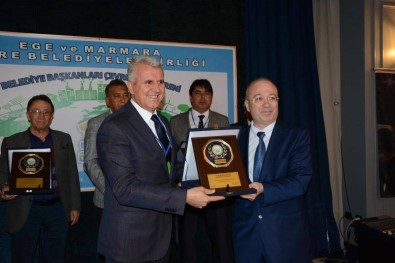 Karabiga Belediye Başkanı Karataş'a Yılın Çevre Dostu Ödülü