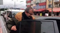 SIRRI SÜREYYA ÖNDER - Sırrı Süreyya Önder cezaevine teslim oldu