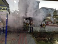 ÇANAKKALE BELEDİYESİ - Çanakkale'de Halk Otobüsü Alev Alev Yandı