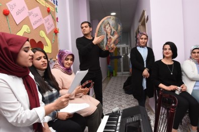 Çatak'ta 'Dünya Kadın Hakları Günü' Etkinliği