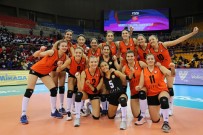 CAROLINA - Eczacıbaşı Vitra, Namağlup Yarı Finalde