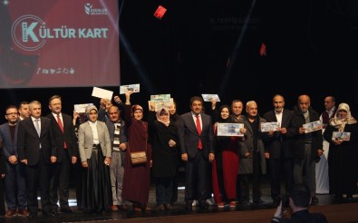 Esenler'de Kültür Kart Ödülleri Sahiplerini Buldu
