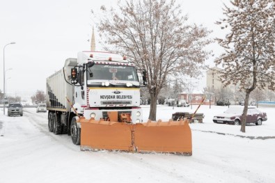 Nevşehir Belediyesi Karla Mücadelesine Devam Ediyor