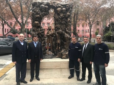Öğretmenler Anıtı'nın Bakımını Tophane MTAL Üstlendi