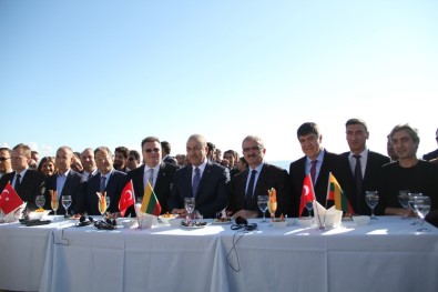Dışişleri Bakanı Mevlüt Çavuşoğlu Antalya'da