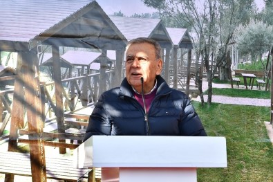 İzmir Büyükşehir Belediye Başkanı Aziz Kocaoğlu Açıklaması