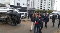 MUSTAFA ERTUĞRUL - Kahta'da Zincirleme Kaza Açıklaması 2 Yaralı
