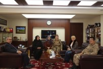 İLKER GÜNDÜZÖZ - Şehit Binbaşının Eşi Muş'ta