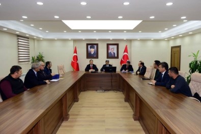 Vali Mehmet Emin Bilmez, Turizm İşletmecileriyle Toplantı Yaptı