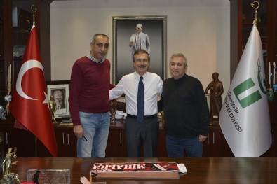 Ataç Sivil Toplum Kuruluşları İle Görüşmelerini Sürdürüyor