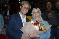 ANTAKYA - Maçta Evlenme Teklifi