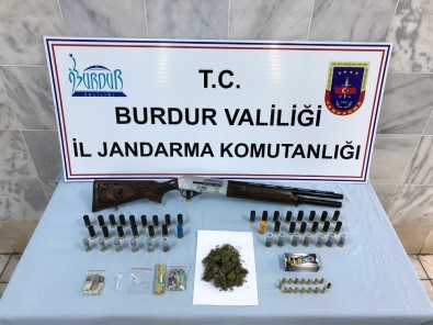 Burdur'da Uyuşturucu Ve Tarihi Eser Operasyonu