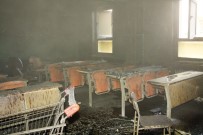 KARATEKIN ÜNIVERSITESI - Çankırı Karatekin Üniversitesinde Korkutan Yangın