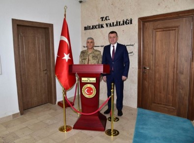Jandarma Genel Komutanı Orgeneral Çetin, Vali Büyükakın İle Bir Araya Geldi