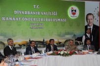 DİYARBAKIR VALİSİ - Vali Güzeloğlu, Kanaat Önderleriyle Bir Araya Geldi