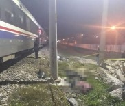 Yolcu Treni Motosiklete Çarptı Açıklaması 2 Ölü