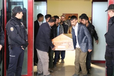Kahramanmaraş'taki Feci Kazada Ölenlerin Naaşı Gaziantep'e Gönderildi