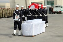 OKTAY KALDıRıM - Kazada Şehit Düşen Polis Memuru Memleketine Uğurlandı