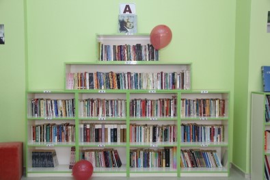 Kırşehir Emniyetinden Akpınar İlçesine 'Z Kütüphane'