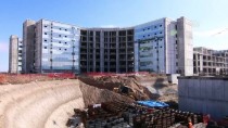 KEMOTERAPI - Konya Şehir Hastanesi Hızla Yükseliyor
