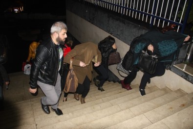 İstanbul'da Fuhuş Operasyonu Açıklamasıçok Sayıda Gözaltı Var