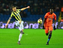 Spor Toto Süper Lig Açıklaması Medipol Başakşehir Açıklaması 0 - Fenerbahçe Açıklaması 1 (İlk Yarı)