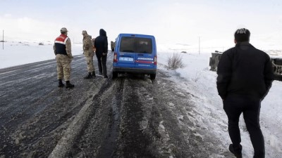 Ardahan'da Yolcu Otobüsü Devrildi Açıklaması 4 Yaralı